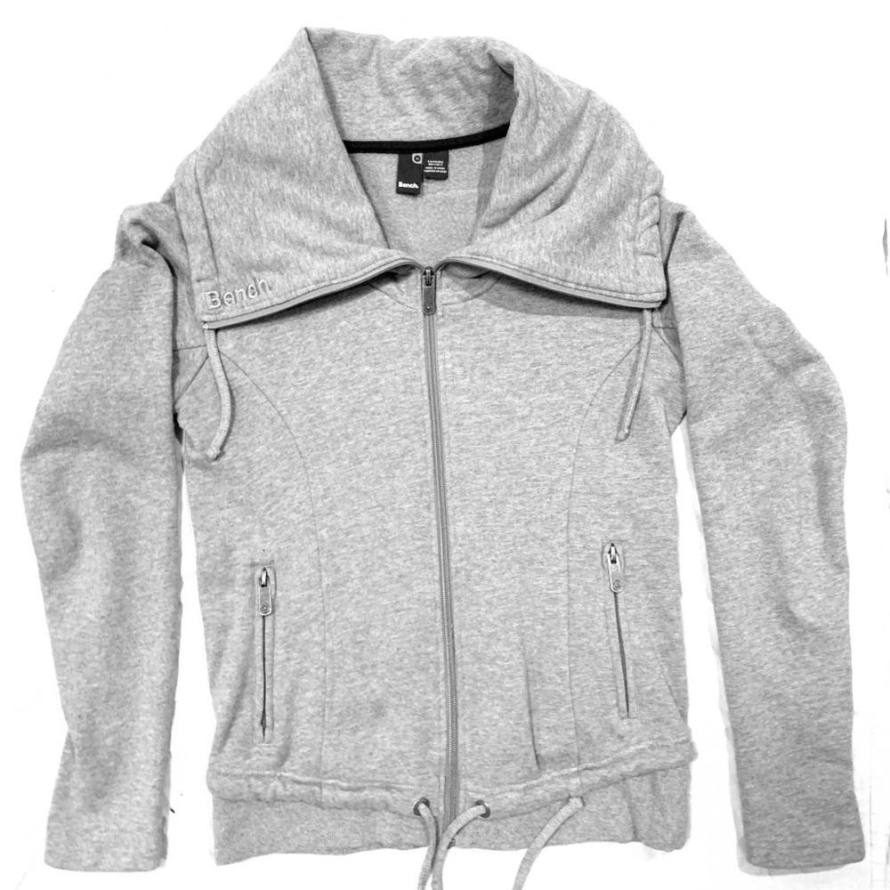 Bench full zip up